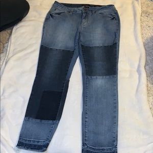 Skinny Ankle Patch Earl Jeans